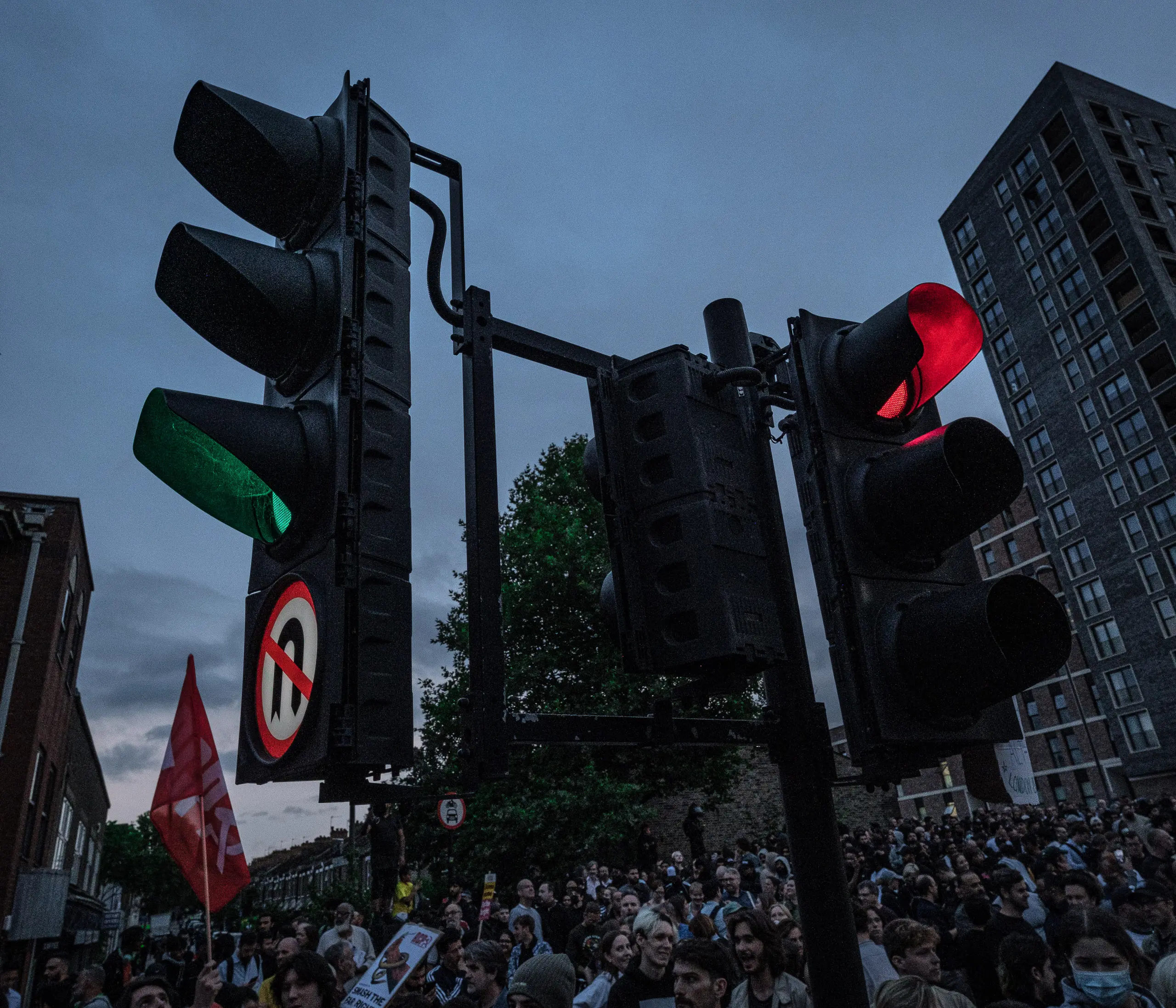 Walthamstow-anti-racist-rally-march-august-7-2024-Reuben-J-Brown-photojournalism-09